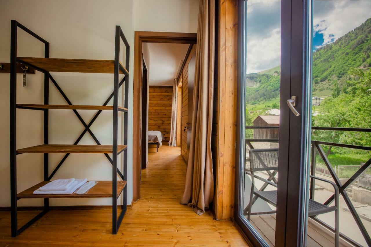 Chalet Mestia Luaran gambar