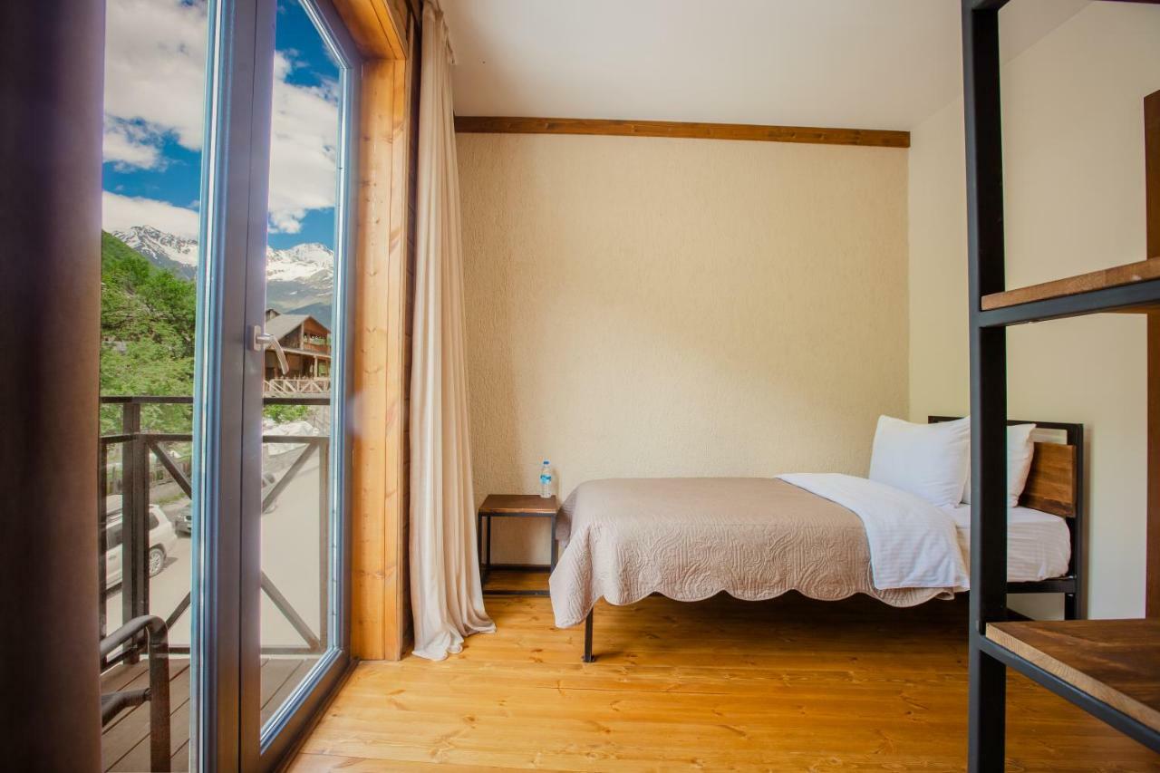 Chalet Mestia Luaran gambar