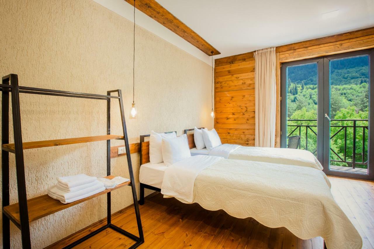 Chalet Mestia Luaran gambar