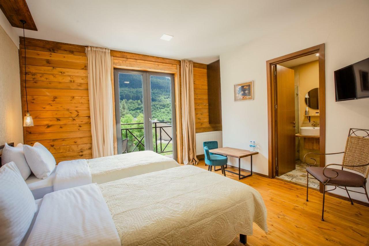 Chalet Mestia Luaran gambar