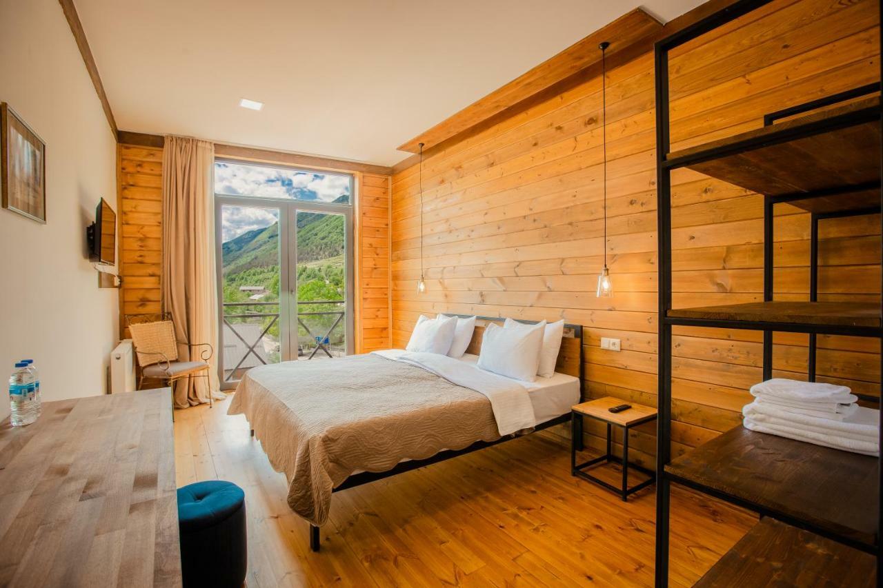 Chalet Mestia Luaran gambar