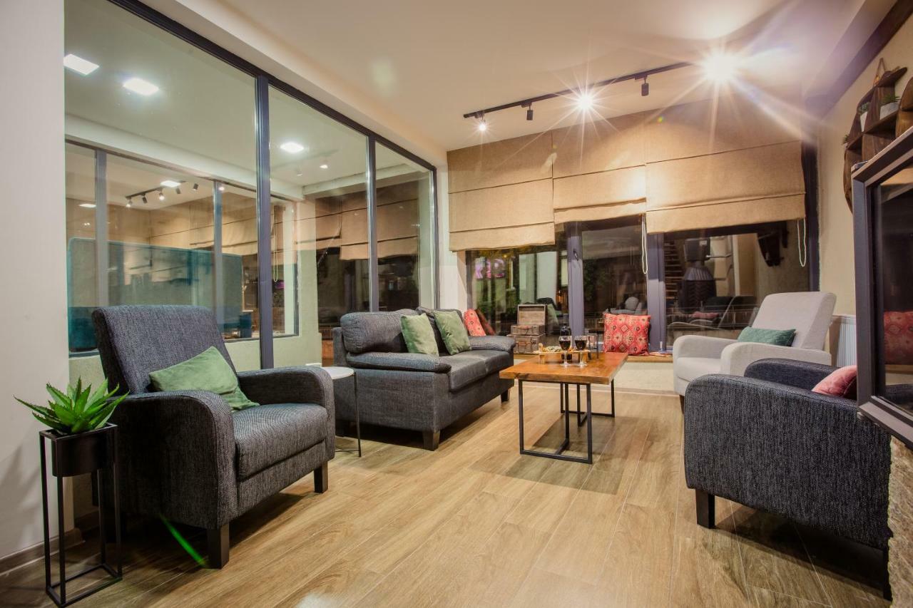 Chalet Mestia Luaran gambar